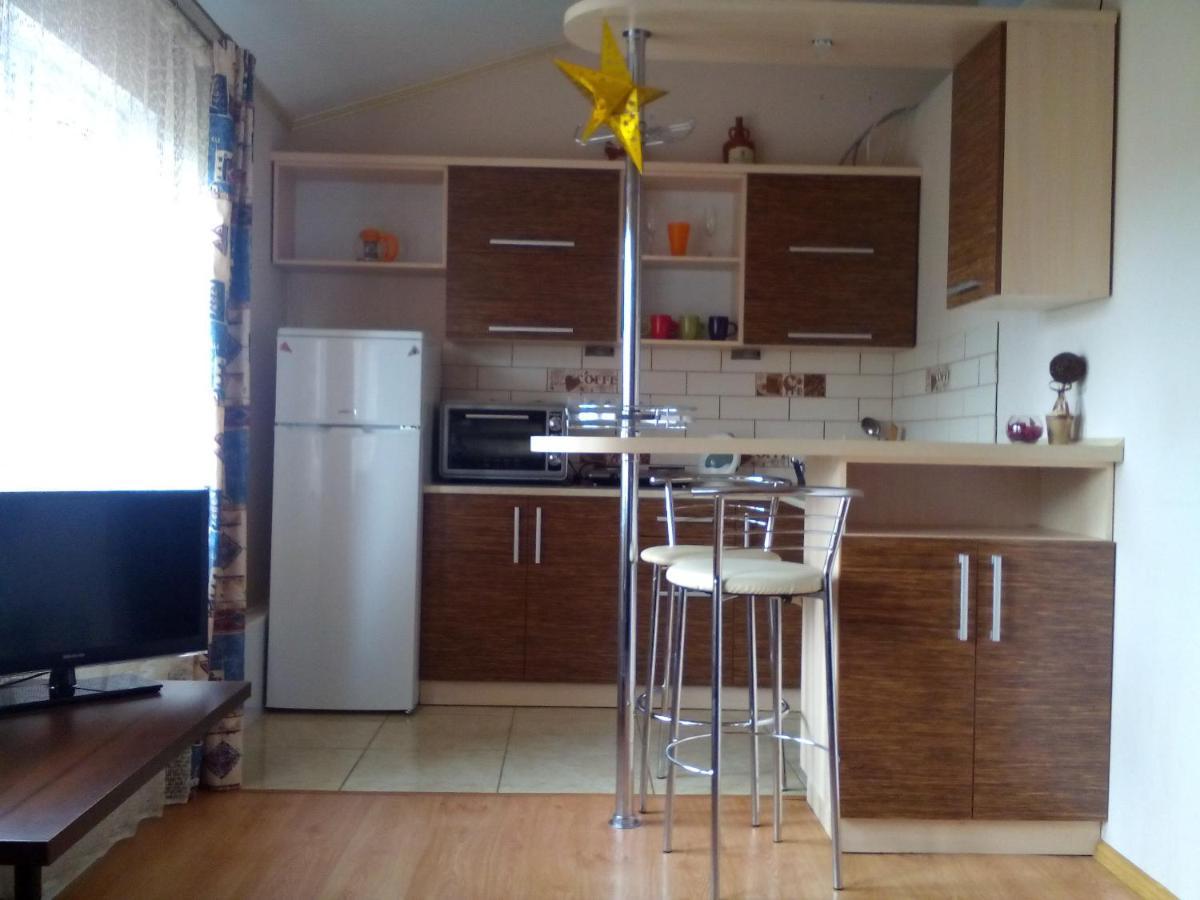 Studio Apartments In Center Mini 5 Поверх Без Ліфту Ivano Frankivsk Bagian luar foto