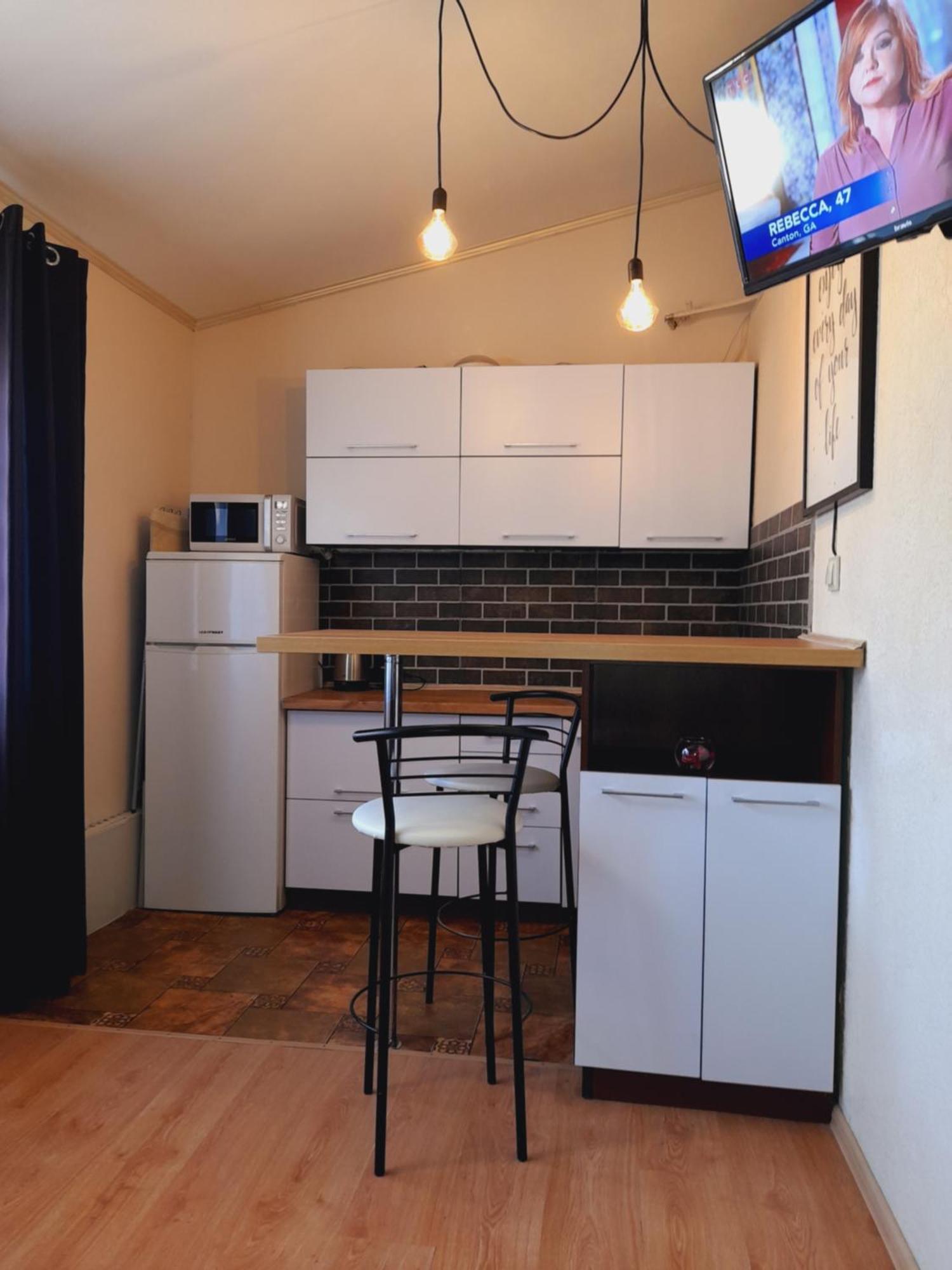 Studio Apartments In Center Mini 5 Поверх Без Ліфту Ivano Frankivsk Ruang foto